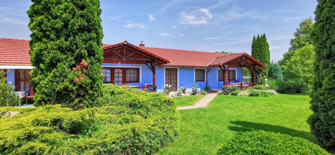 Magyar Apartmanhazak I-Iii. Zalakaros Exterior foto