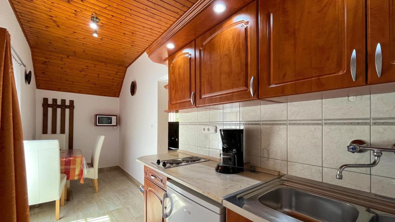 Magyar Apartmanhazak I-Iii. Zalakaros Exterior foto