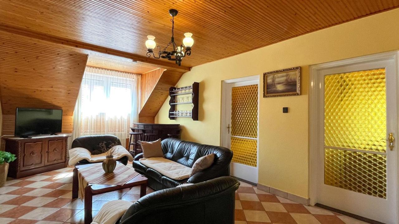 Magyar Apartmanhazak I-Iii. Zalakaros Exterior foto