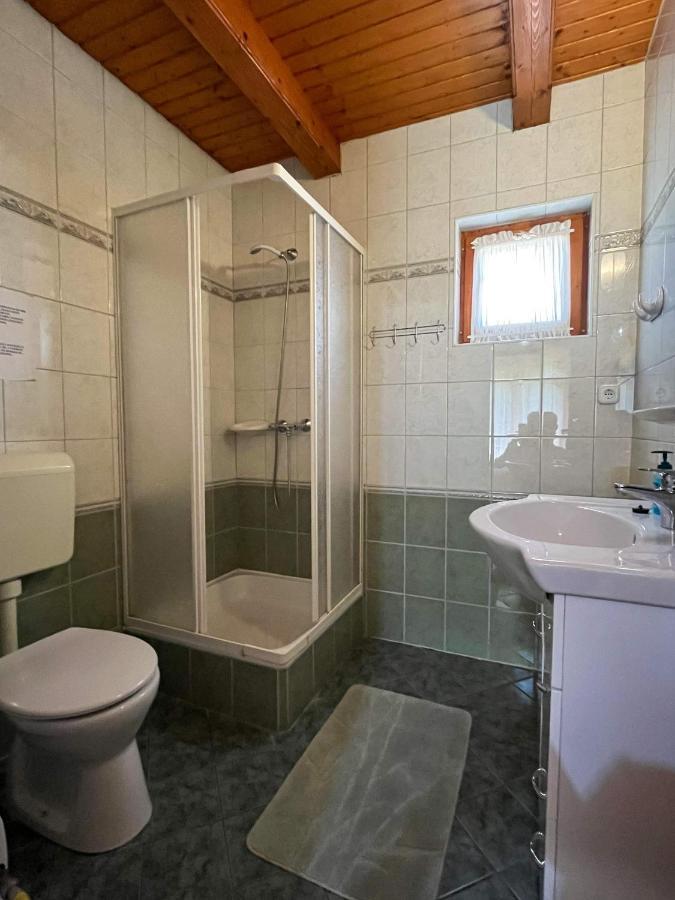 Magyar Apartmanhazak I-Iii. Zalakaros Exterior foto