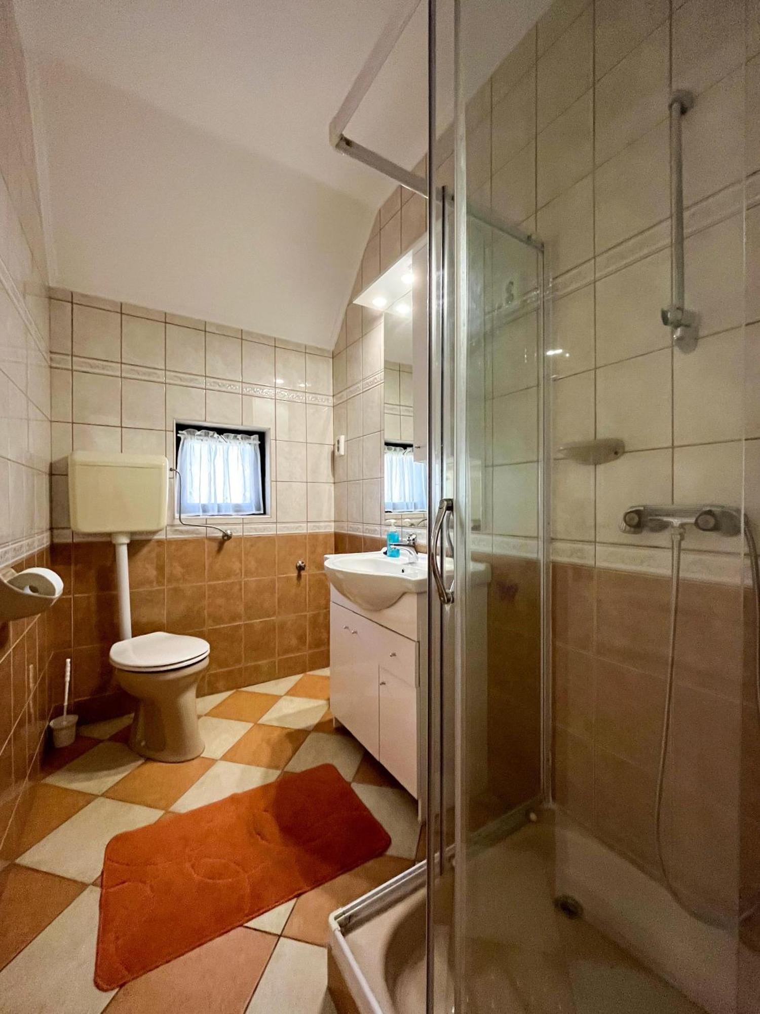 Magyar Apartmanhazak I-Iii. Zalakaros Zimmer foto