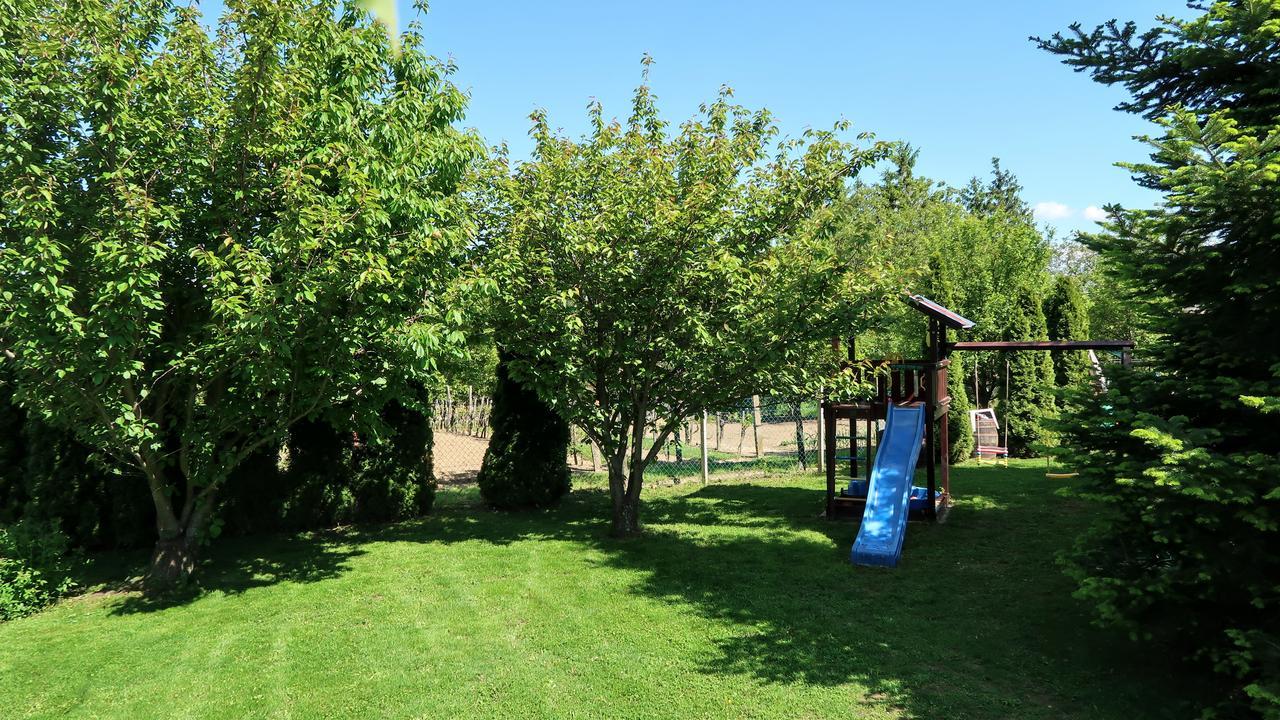 Magyar Apartmanhazak I-Iii. Zalakaros Exterior foto